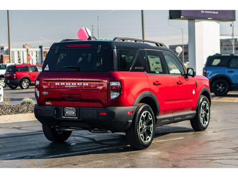New 2025 Ford Bronco Sport Outer Banks w/ Outer Banks Tech Package+ AWD/4WD image 4