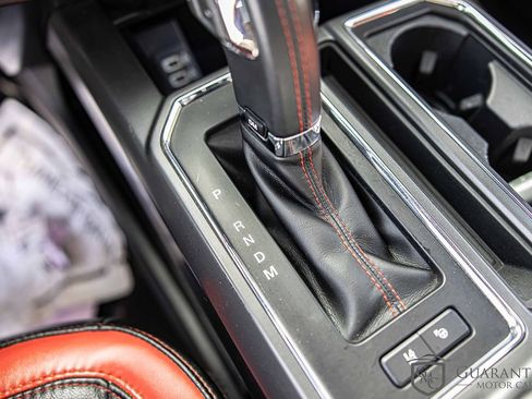 Used 2019 Ford F150 Lariat w/ Equipment Group 502A Luxury AWD/4WD image 32