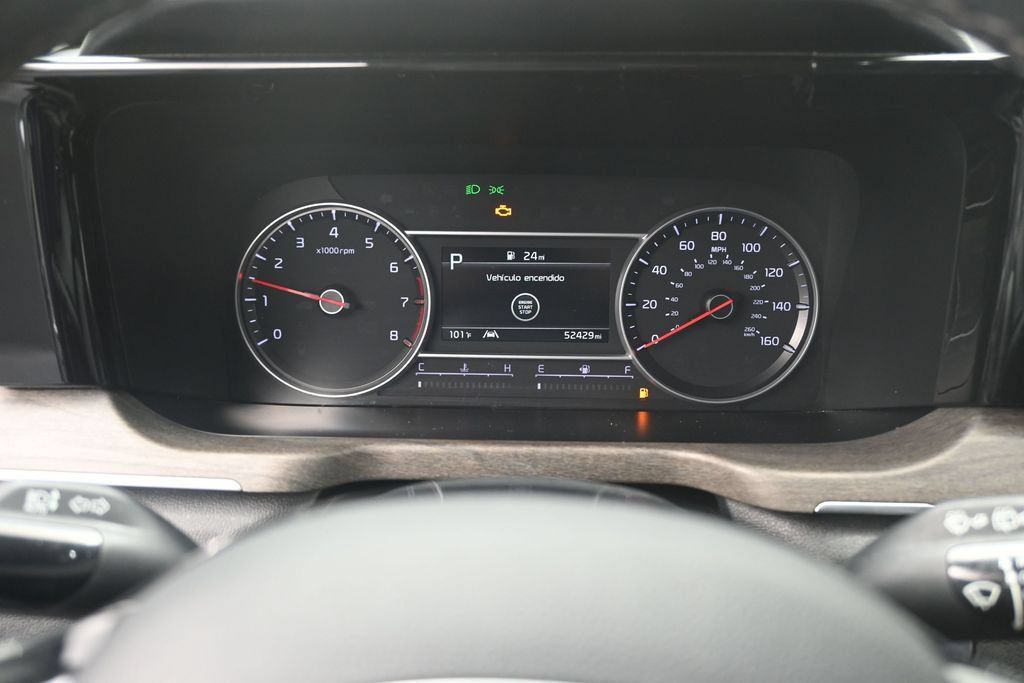 Used 2023 Kia Sorento EX w/ Panoramic Sunroof Package FWD image 11