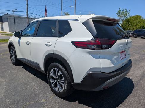 Used 2023 Nissan Rogue SV AWD/4WD image 5