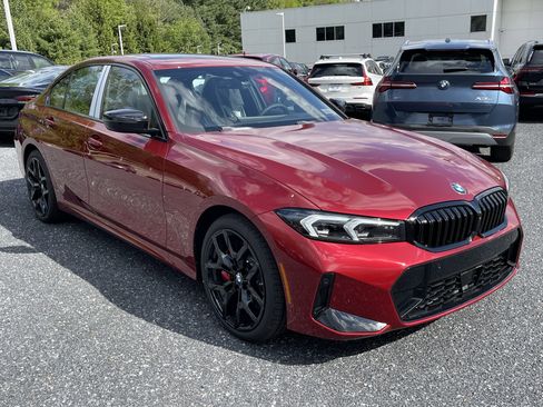 New 2026 BMW 330i xDrive Sedan w/ M Sport Package AWD/4WD image 3