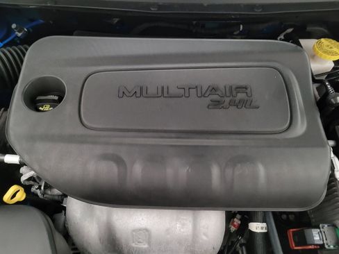 Used 2020 Jeep Cherokee Latitude Plus FWD image 30
