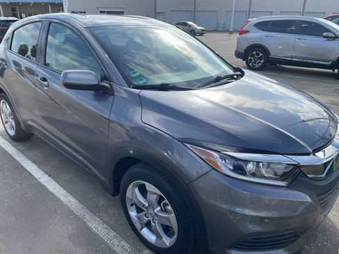 Used 2020 Honda HR-V LX image 4
