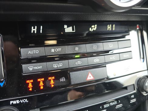 Used 2022 Lexus IS 300 w/ Premium Package image 21