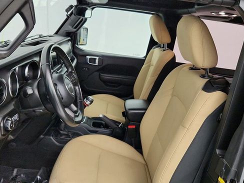 Used 2021 Jeep Wrangler Sport image 21