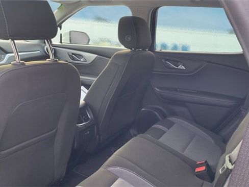 Used 2024 Chevrolet Blazer LT w/ Convenience Package image 17