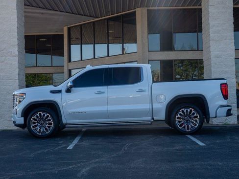 Used 2023 GMC Sierra 1500 Denali Ultimate AWD/4WD image 5