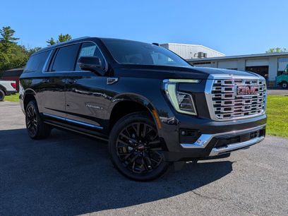 New 2026 GMC Yukon XL Denali w/ Sun & Power Step Package