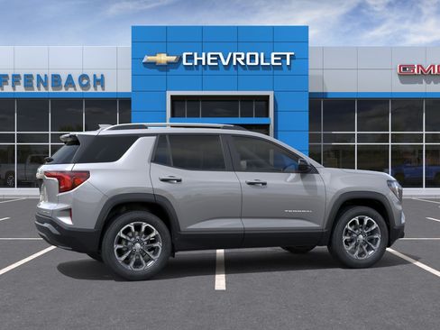 New 2026 GMC Terrain Elevation w/ Elevation Premium Package FWD image 5
