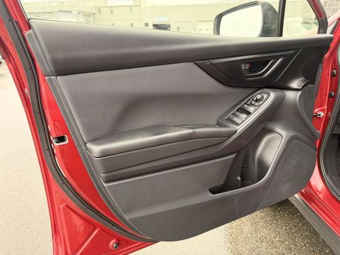 Used 2019 Subaru Crosstrek 2.0i Premium image 15