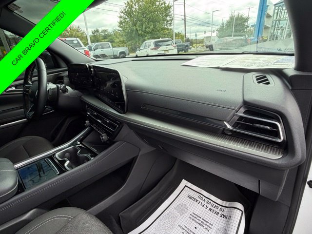 Certified 2024 Chevrolet Traverse LT AWD/4WD image 41