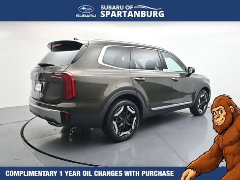 Used 2023 Kia Telluride S FWD image 8
