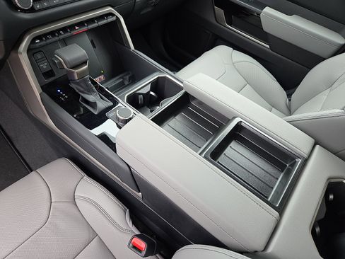 New 2026 Toyota Tundra Limited image 15