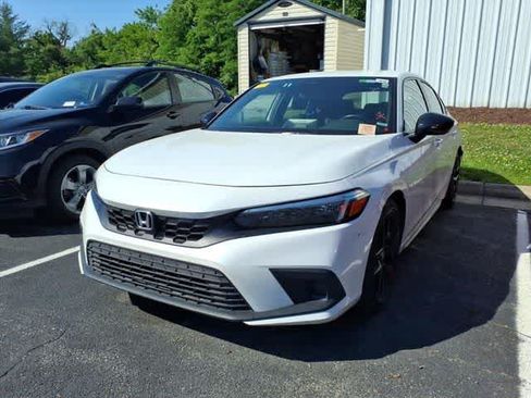 Used 2024 Honda Civic Sport image 5