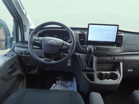 Used 2022 Ford Transit 350 XLT AWD/4WD image 10
