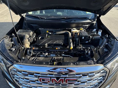Used 2023 GMC Terrain Denali w/ Black Diamond Edition image 28