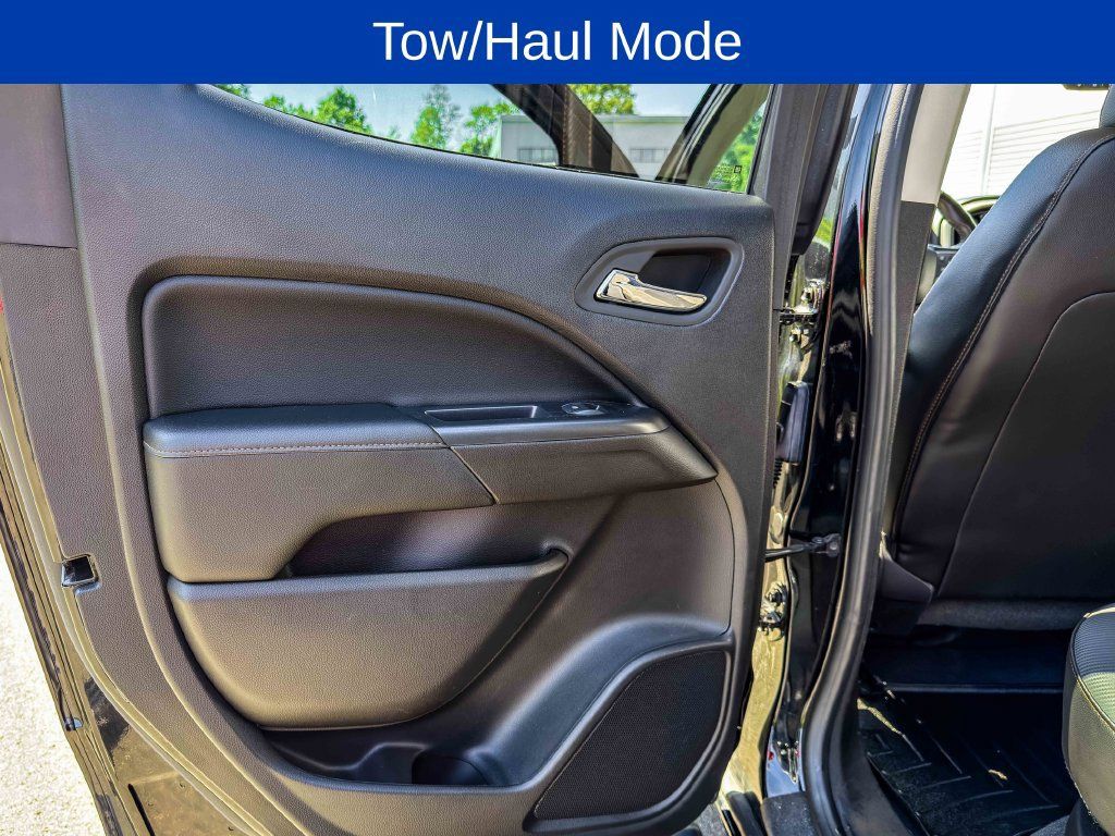 Used 2022 GMC Canyon AT4 w/ Trailering Package AWD/4WD image 14