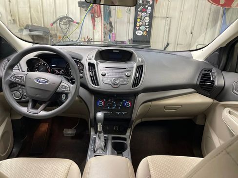 Used 2017 Ford Escape SE image 20
