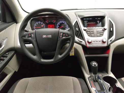Used 2017 GMC Terrain SLE FWD image 22