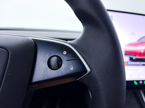 Used 2026 Tesla Model Y Long Range AWD/4WD image 31