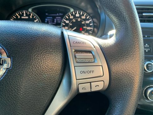 Used 2015 Nissan Altima 2.5 S w/ Power Driver Seat Package FWD image 16