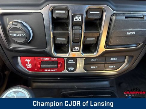 Used 2021 Jeep Gladiator Rubicon AWD/4WD image 27