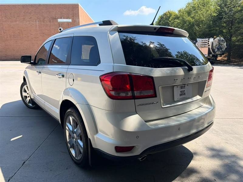 Used 2015 Dodge Journey Limited w/ Sun/Sound & Wheel Group FWD image 4