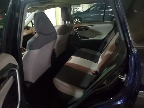 Used 2019 Toyota RAV4 XLE w/ Convenience Package AWD/4WD image 19