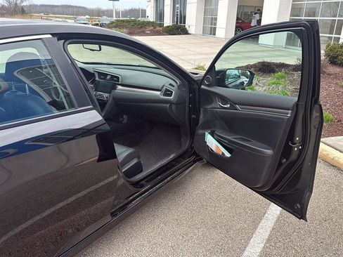 Used 2016 Honda Civic EX-L image 18