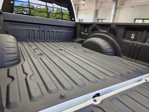 Used 2025 Ford F250 Platinum AWD/4WD image 9