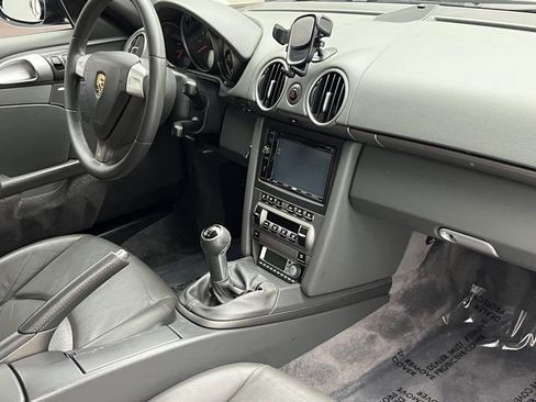 Used 2005 Porsche Boxster image 38