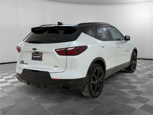 Used 2022 Chevrolet Blazer RS w/ Enhanced Convenience Package image 3