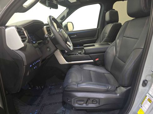 Used 2024 Toyota Tundra Platinum AWD/4WD image 22
