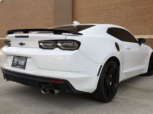 Used 2021 Chevrolet Camaro SS image 13