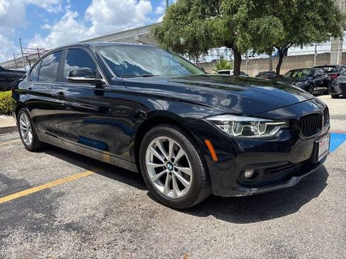 Used 2017 BMW 320i Sedan RWD image 6