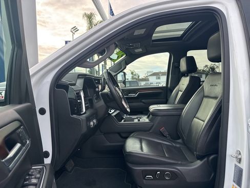 Used 2024 GMC Sierra 2500 Denali w/ Denali Reserve Package image 21