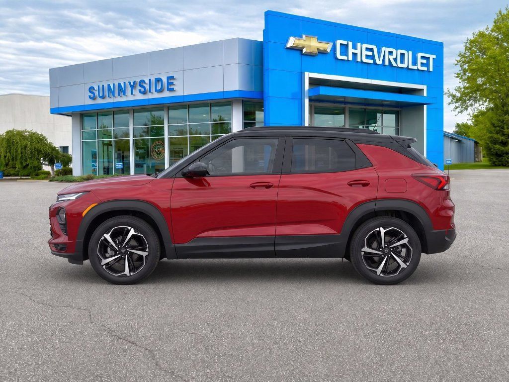 Certified 2023 Chevrolet TrailBlazer RS FWD image 2