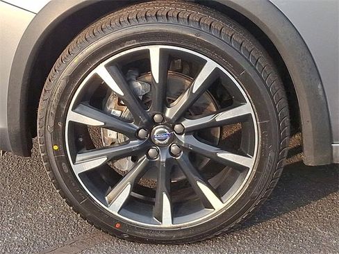 Used 2016 Volvo S60 T5 Cross Country Platinum image 8