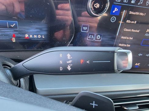 Certified 2024 Chevrolet Traverse LT image 20