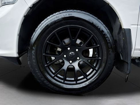 Used 2014 RAM 1500 Sport w/ Sport Premium Group AWD/4WD image 39