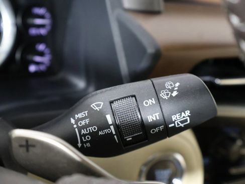 Used 2016 Lexus LX 570 4WD image 51