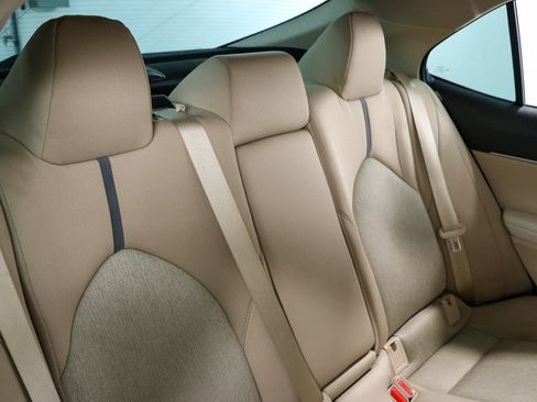 Used 2023 Toyota Camry LE FWD image 27