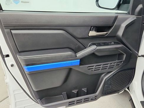 Used 2024 Toyota Tacoma TRD Sport image 10