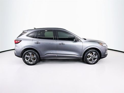 Used 2024 Ford Escape ST-Line w/ Tech Pack #1 image 8