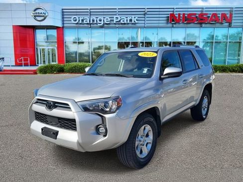 Used 2023 Toyota 4Runner SR5 image 4
