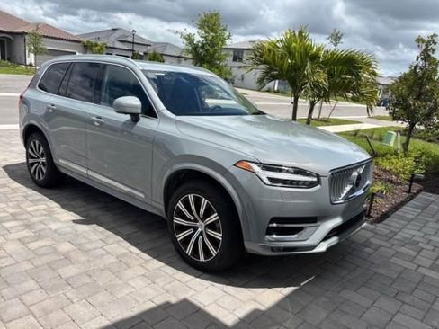 Used 2024 Volvo XC90 B5 Plus w/ Protection Package AWD/4WD image 4