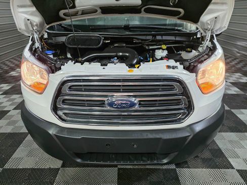 Used 2017 Ford Transit 350 XLT image 32
