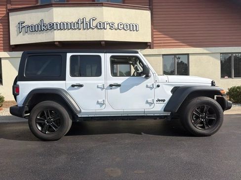 Used 2023 Jeep Wrangler Unlimited Sport AWD/4WD image 7