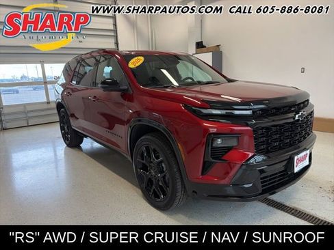 Used 2026 Chevrolet Traverse RS w/ LPO, Floor Liner Package AWD/4WD image 1