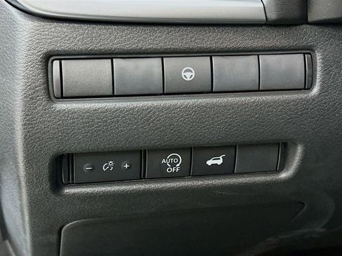 New 2026 Nissan Rogue SV AWD/4WD image 15